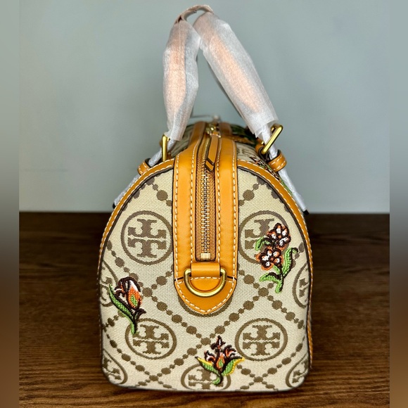 S⭕️LD‼️New Tory Burch T Monogram Jacquard Embroidered Duffle in Hazel - Picture 4 of 9